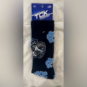Men’s Medium UNC Tar Heels Socks TCK Comfort NWT